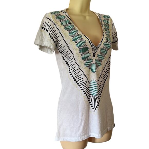 Hurley Size M White Geometric Print V-Neck Tee Shirt - Picture 2 of 9
